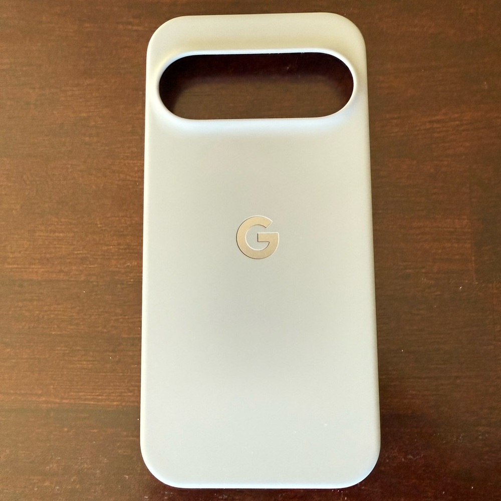 Google Pixel Case with Pixelsnap